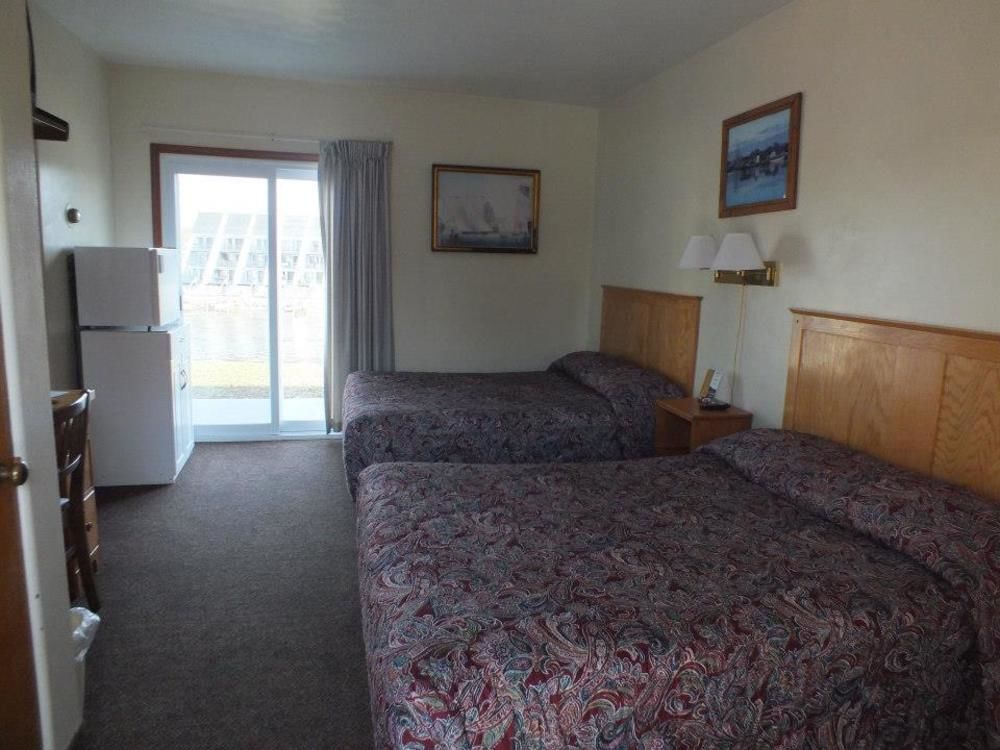 Little Riverside Motel & Marina Manistee Εξωτερικό φωτογραφία